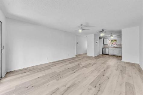 123 Amherst Lane Lake Worth FL 33467