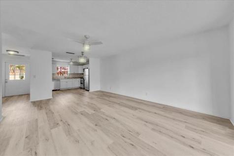 123 Amherst Lane Lake Worth FL 33467