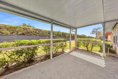 123 Amherst Lane Lake Worth FL 33467