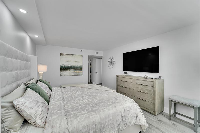 2900 NE 14th Street Causeway Pompano Beach FL 33062