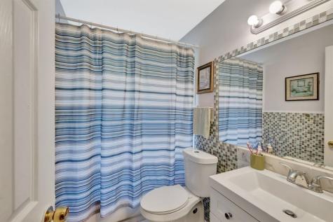 5336 NE 6th Avenue Oakland Park FL 33334