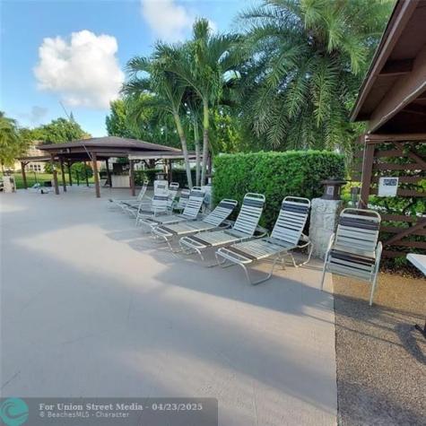 3505 NW 48th Avenue Lauderdale Lakes FL 33319