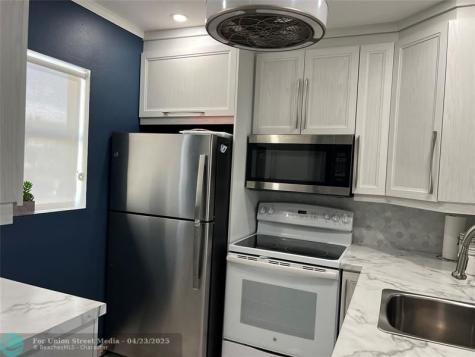 3505 NW 48th Avenue Lauderdale Lakes FL 33319