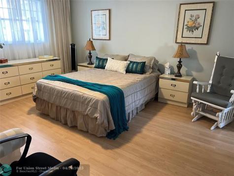 3505 NW 48th Avenue Lauderdale Lakes FL 33319