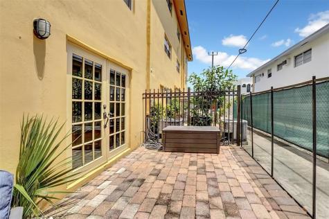 744 NE 14th Avenue Fort Lauderdale FL 33304
