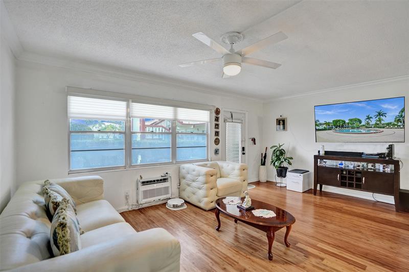 342 Brighton Boca Raton FL 33434