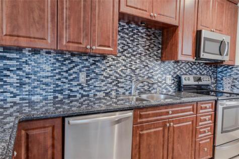 7855 NW 5th Court Margate FL 33063
