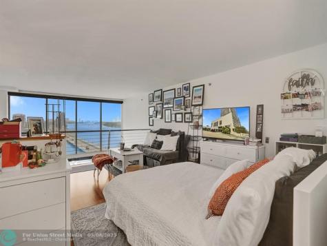 555 NE 15th Street Miami FL 33132