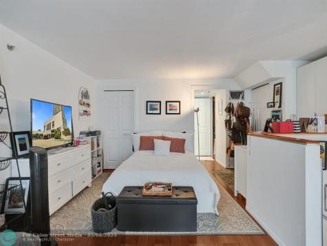 555 NE 15th Street Miami FL 33132