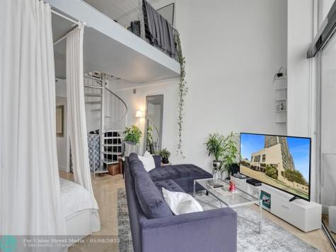 555 NE 15th Street Miami FL 33132