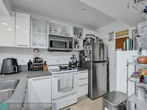 555 NE 15th Street Miami FL 33132