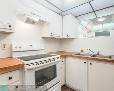 6201 N Falls Circle Drive Lauderhill FL 33319