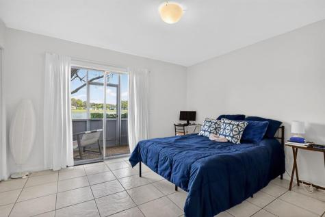 1251 SW 134th Way Pembroke Pines FL 33027