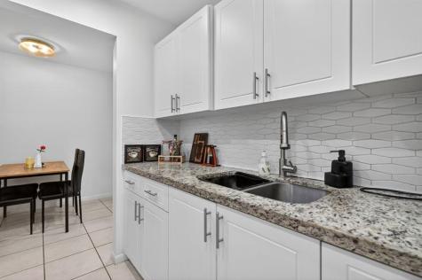 1251 SW 134th Way Pembroke Pines FL 33027