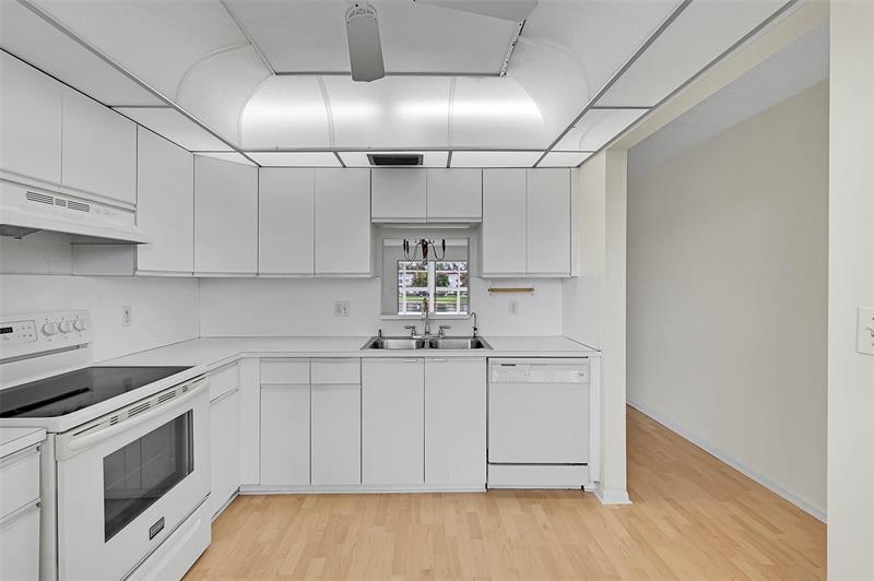 1804 Eleuthera Point Coconut Creek FL 33066