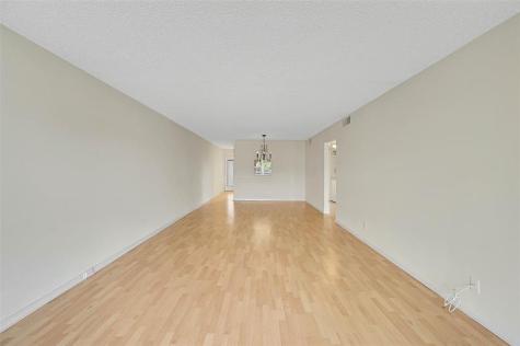 1804 Eleuthera Point Coconut Creek FL 33066