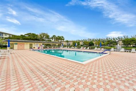 1804 Eleuthera Point Coconut Creek FL 33066