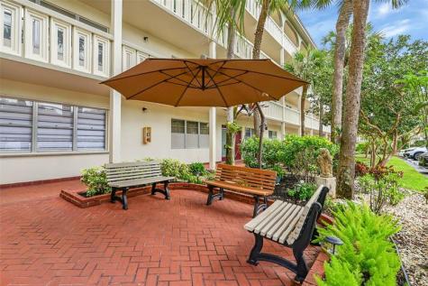 1804 Eleuthera Point Coconut Creek FL 33066