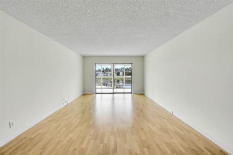 1804 Eleuthera Point Coconut Creek FL 33066