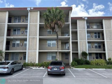 2601 NW 48th Terrace Lauderdale Lakes FL 33313