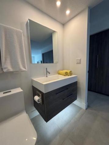 604 NE 2nd Street Dania Beach FL 33004