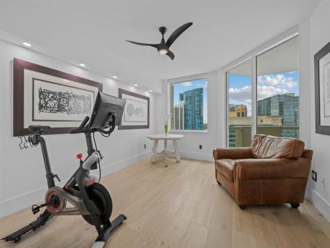 411 N New River Drive Fort Lauderdale FL 33301