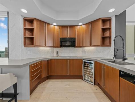 411 N New River Drive Fort Lauderdale FL 33301