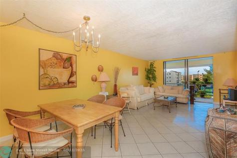 2861 Somerset Drive Lauderdale Lakes FL 33311