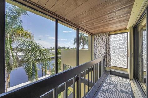 1100 SE 5 Court Pompano Beach FL 33060