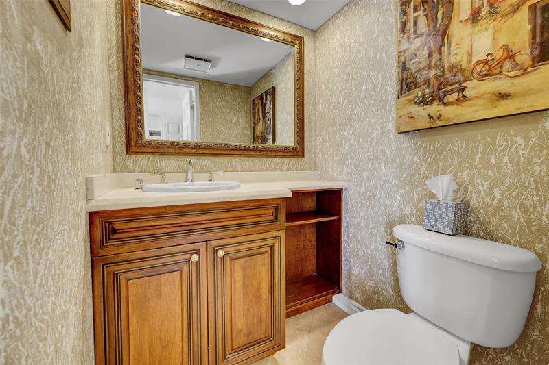 1100 SE 5 Court Pompano Beach FL 33060