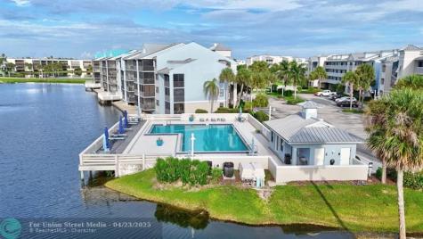 40 NE Plantation Road Stuart FL 34996