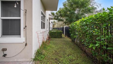 6993 Pines Circle Coconut Creek FL 33073