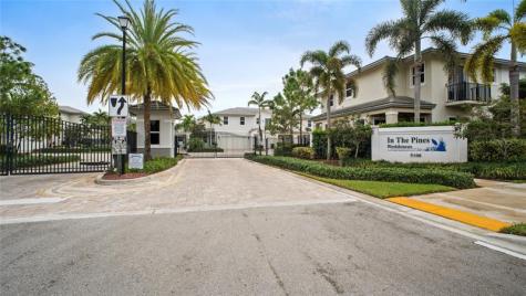 6993 Pines Circle Coconut Creek FL 33073