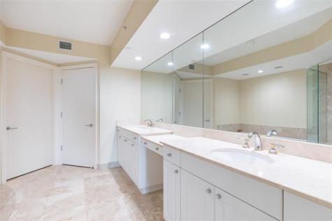 20201 E Country Club Drive Aventura FL 33180