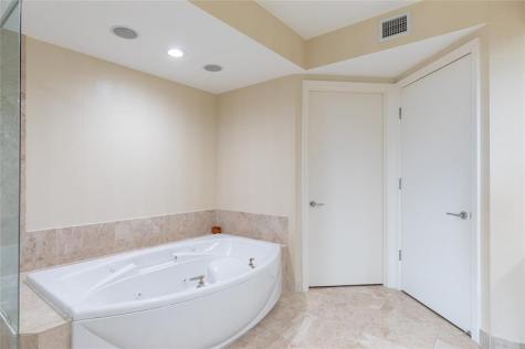 20201 E Country Club Drive Aventura FL 33180
