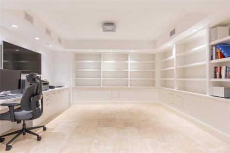 20201 E Country Club Drive Aventura FL 33180