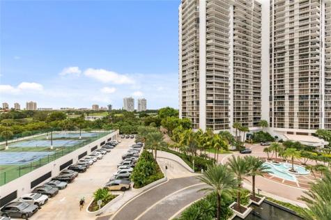 20201 E Country Club Drive Aventura FL 33180