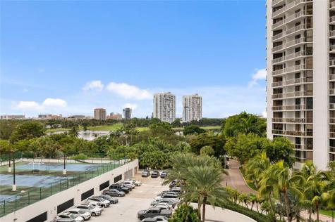 20201 E Country Club Drive Aventura FL 33180