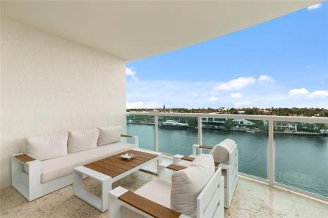 20201 E Country Club Drive Aventura FL 33180