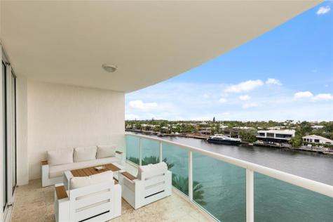 20201 E Country Club Drive Aventura FL 33180