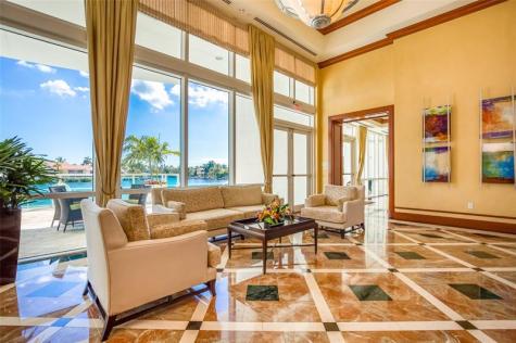 20201 E Country Club Drive Aventura FL 33180