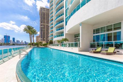 20201 E Country Club Drive Aventura FL 33180