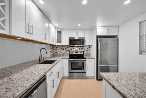 7173 Orange Drive Davie FL 33314