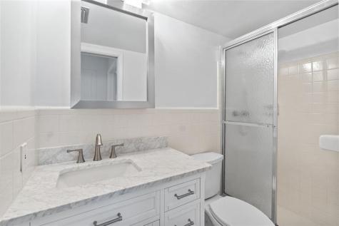 2050 NE 39th Street Pompano Beach FL 33064