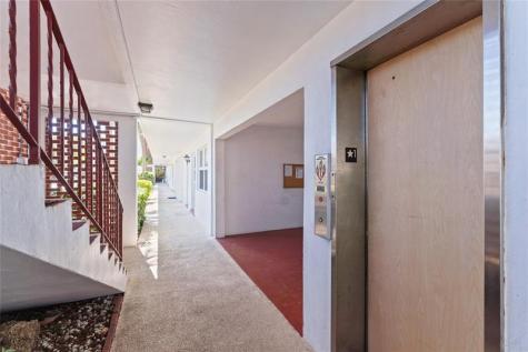 2050 NE 39th Street Pompano Beach FL 33064