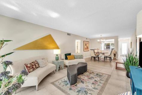 2102 Lucaya Bend Coconut Creek FL 33066