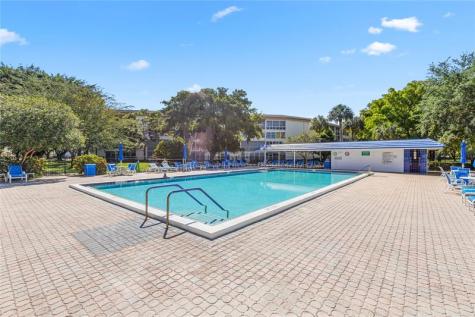 2102 Lucaya Bend Coconut Creek FL 33066