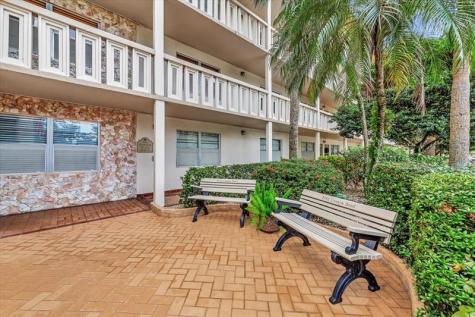 2102 Lucaya Bend Coconut Creek FL 33066