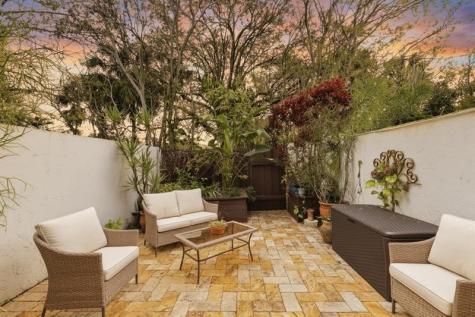 3020 S Oakland Forest Drive Oakland Park FL 33309