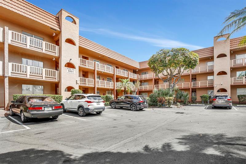 9861 Sunrise Lakes Boulevard Sunrise FL 33322